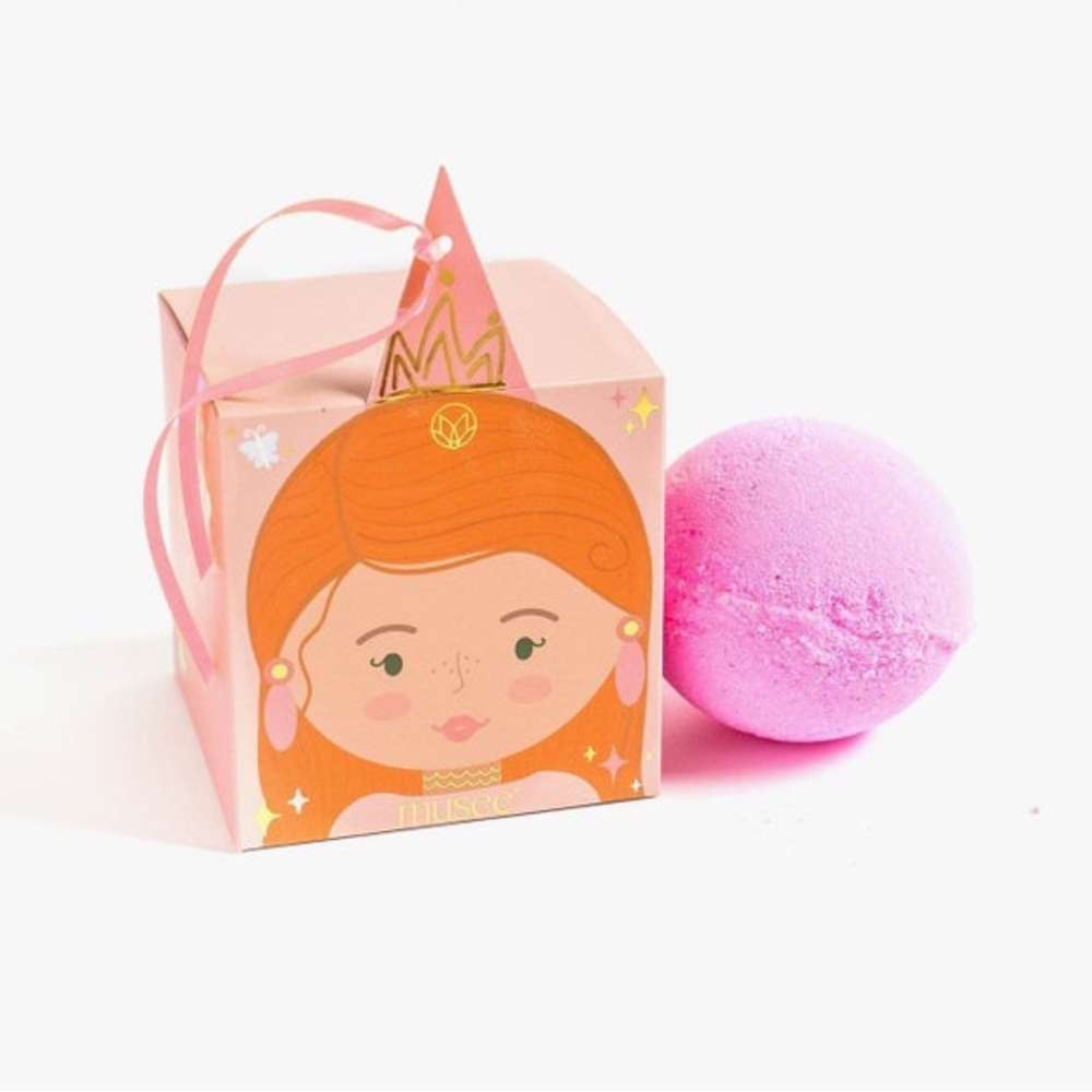 Party Sale $5.🎉Princess Poppy Surprise Inside Bath Balm